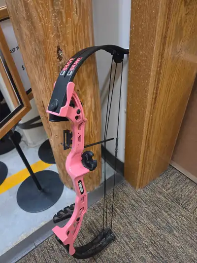 Bear Brave youth compound bow. Draw weight is 15 lbs. Not sure on draw length. Asking $50 Cash only.