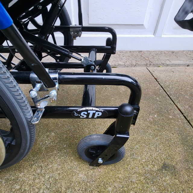 Tilt Wheelchair in Health & Special Needs in Hamilton - Image 3