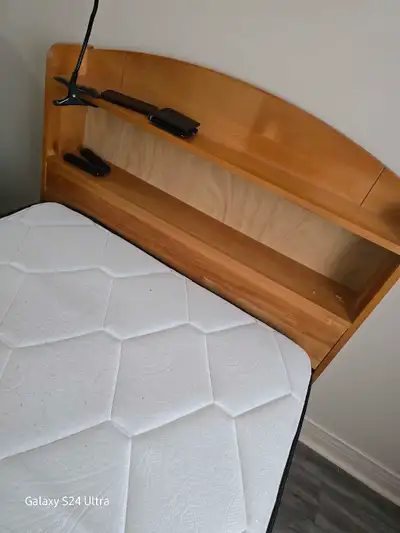Hardly used. Willing to trade for a sectional. Cash only.