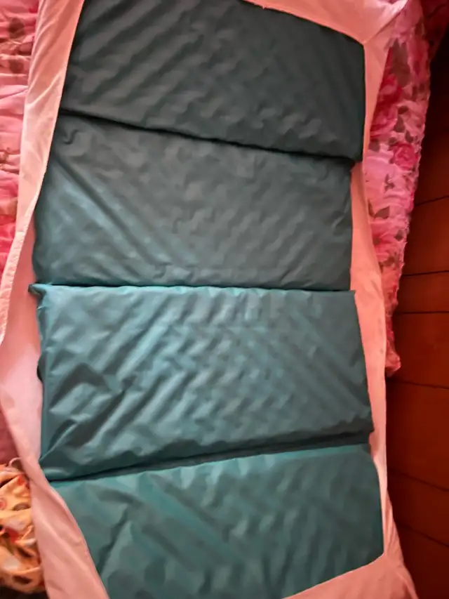 sleep mat in Playpens, Swings & Saucers in Kitchener / Waterloo - Image 4