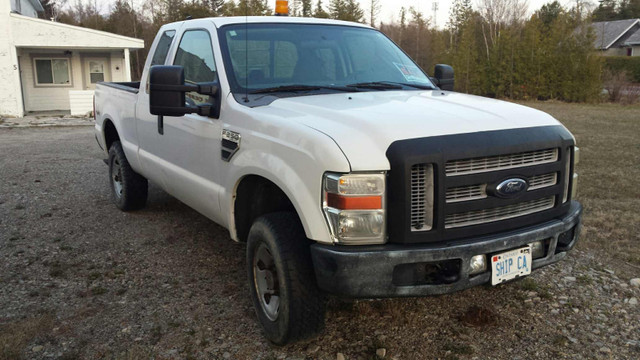 2009 F250 4x4 ex Hydro truck only $6500! in Cars & Trucks in Owen Sound - Image 3