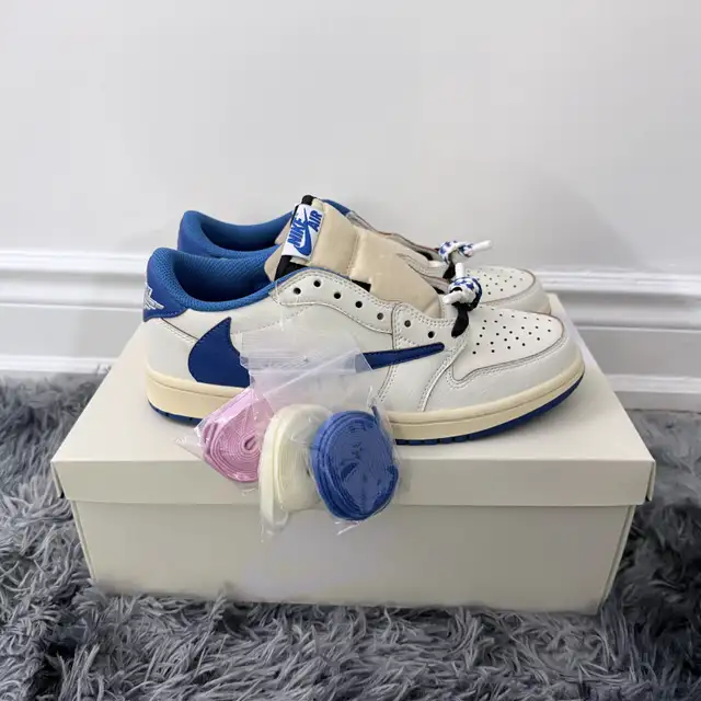 Jordan 1 Retro Low SP Fragment x Travis Scott Sail Military Blue in Costumes in City of Toronto - Image 3