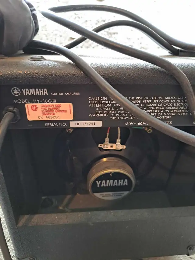 Yamaha HY-10G III Guitar Amplifier AMP in Amps & Pedals in City of Toronto - Image 3