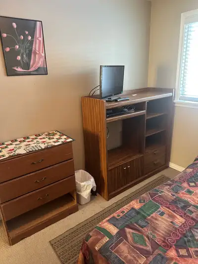 Room for rent NOW