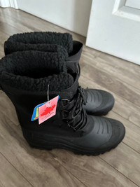 Winter Duty Boots (size 12) BRAND NEW - Made in Canada