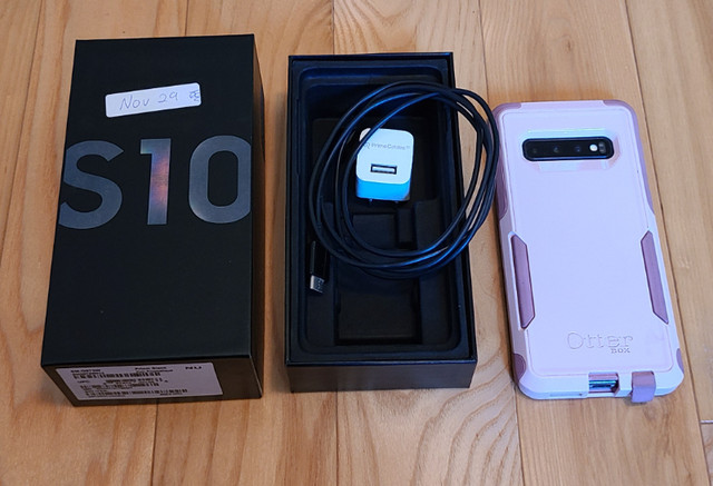 Samsung S10 with Otterbox Case in Cell Phone Accessories in Ottawa - Image 2