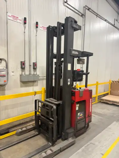 Scrap trucks, heavy machinery including construction equipment, forklifts wanted Flat bed, crane and...