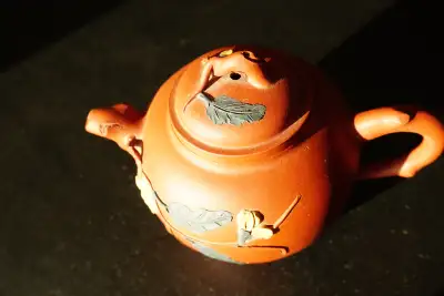 6.2"old China Yixing zisha pottery Carved Leaves Tea makers Tea, View more