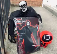Scream Ghost Face Halloween Costume ( Brand New )