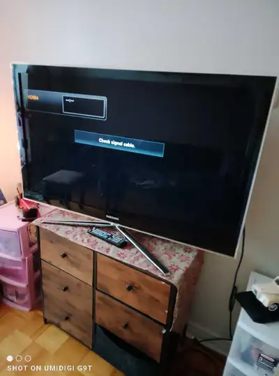 46 in Samsung TV (not smart), View more