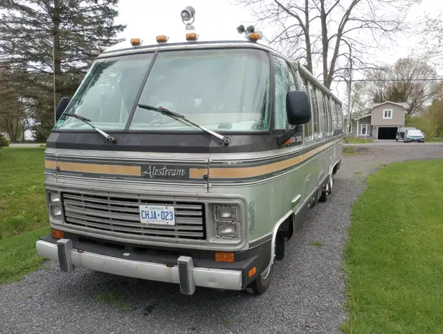 1987 Airstream Motorhome in RVs & Motorhomes in Brockville - Image 5