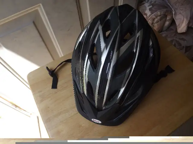 FS: Bell "Adrenaline" (Adult) Bicycle Helmet in Other in London - Image 4