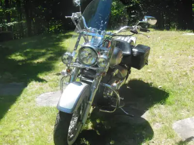 Mustang Seat, 2 new tires, fi, all fluids changed, new battery, tuned up, runs excellent, needs noth...