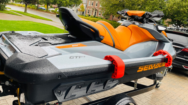 2021 Seadoo GTI SE 170 with trailer, low hrs in Personal Watercraft in Markham / York Region - Image 4