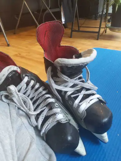 Used Hockey Skates -us size 8, View more
