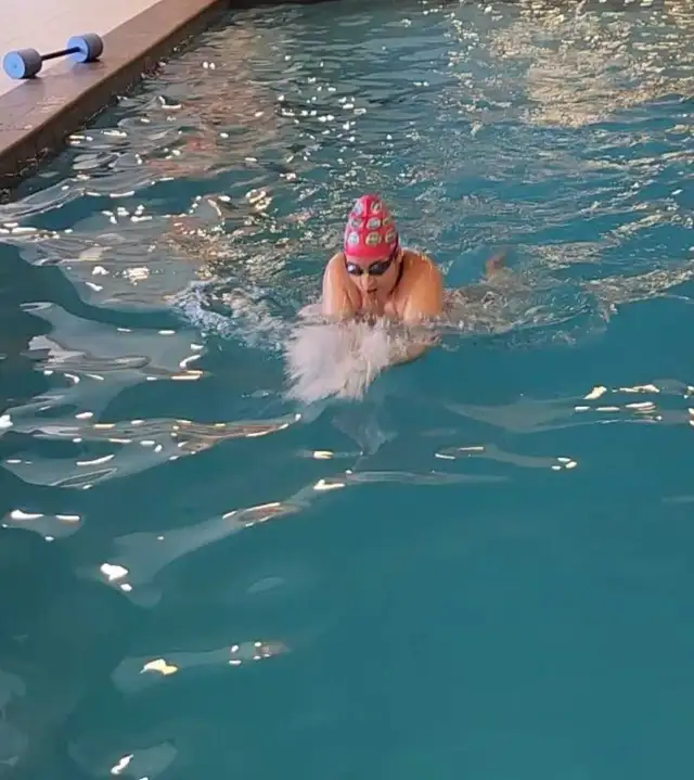 Open Water Swimming Group Lessons491333354186362881