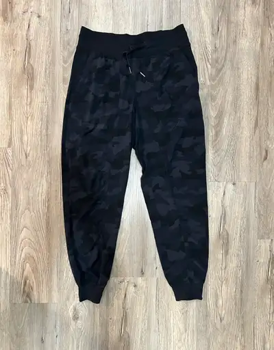 Lululemon joggers (8), View more