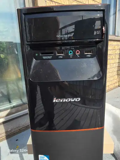This is a Lenovo desktop PC, perfect for everyday computing tasks. It's in used condition, but fully...