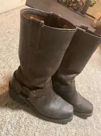 WOMANS HARLEY DAVIDSON BOOTS $160 - Pickering 