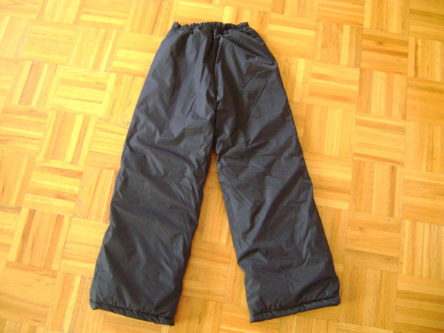 Pantalon hiver gr 10ans, manteau  automne Nano. dans Enfants et jeunesse  à Ouest de l’Île - Image 2