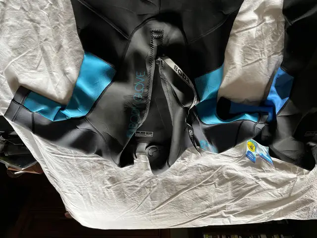 2x Body Glove Dry Suits - Men’s Medium and Large in Other in Calgary - Image 4