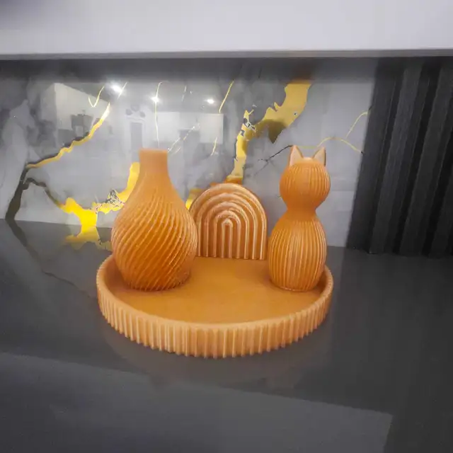 decoration in Hutches & Display Cabinets in Winnipeg - Image 2