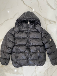 Moncler Lightweight Jacket ( Size: 3 ) ( Brand New )