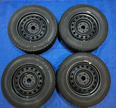 Selling a set of four winter tires in very good condition. Tires: Starfire II RS-W 5.0 (2020) Size:...