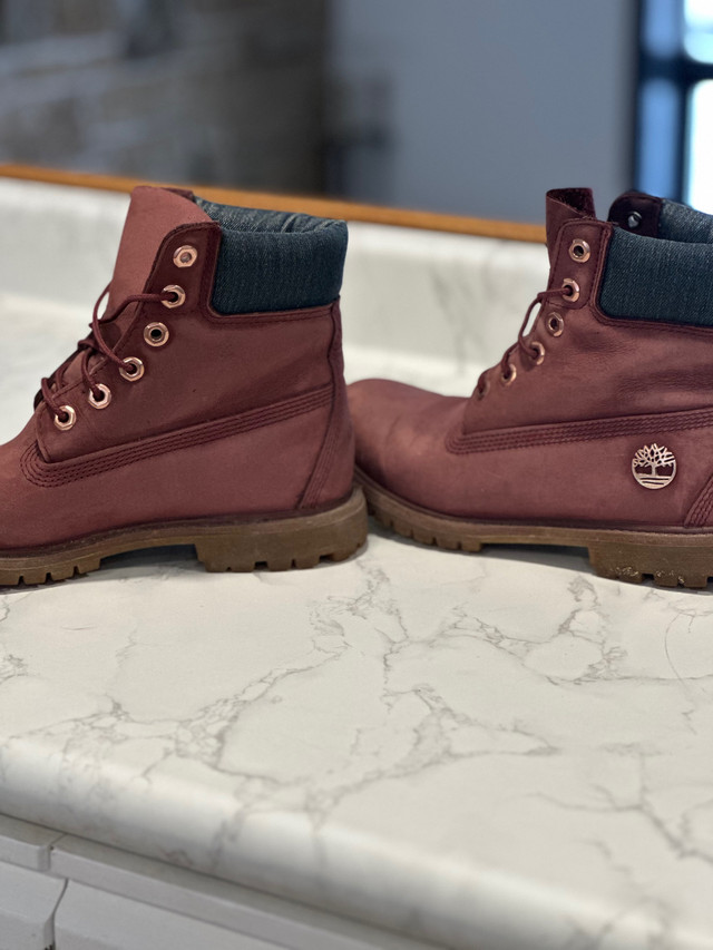 Burgundy Timberland Boots Size 8.5 in Women's - Shoes in Winnipeg - Image 4