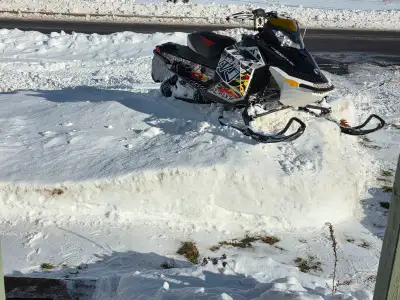 Looking to sell my 2012 skidoo mx z x 800r etec has lots of upgrades such as 1.5" ripsaw track studs...