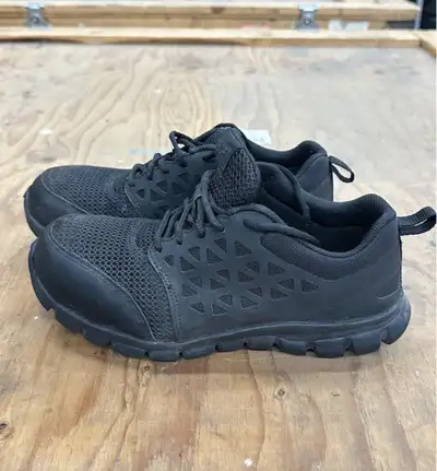 Used Men’s Reebok Sublite Composite Safety Shoe CSA Size 8, View more