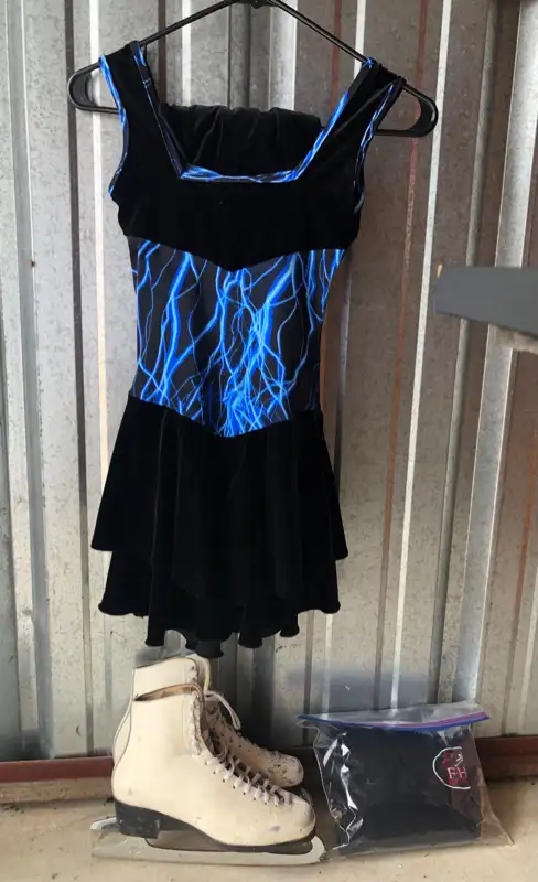 Girls' JACKSON Figure Skates and outfits in Skates & Blades in Kingston - Image 2