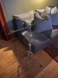 Vintage Pearl cymbal boom stand