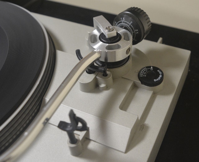 Technics SL220 belt drive turntable Stereo Systems & Home Theatre