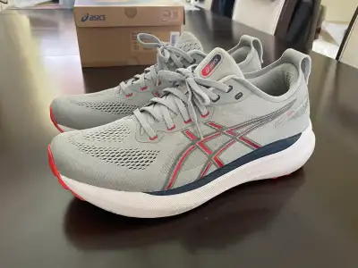 ASICS Gel Kayano 31 - Size 11, View more