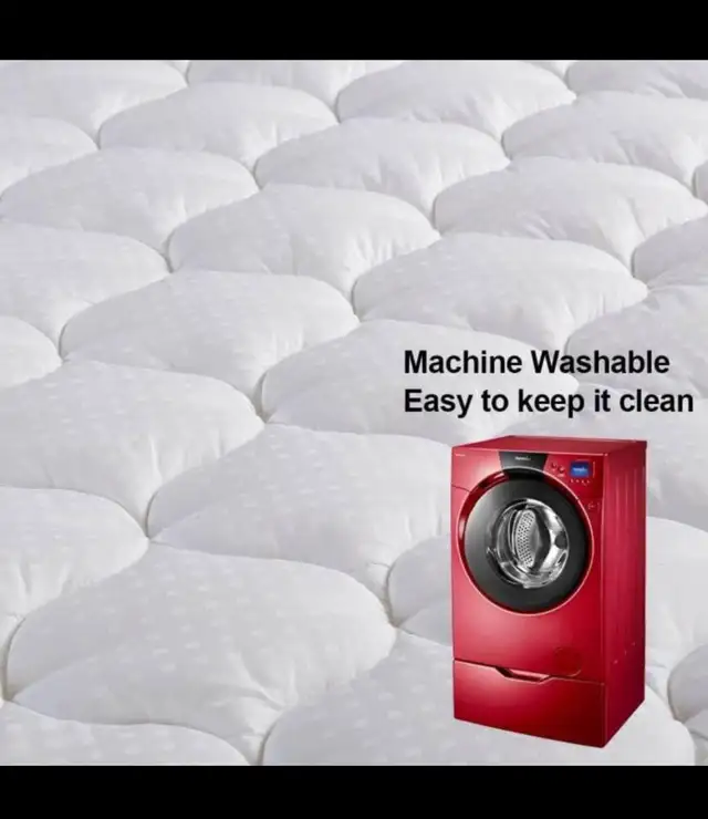 LEISURE TOWN Queen Mattress Pad Cover Cooling Mattress Topper Co in Bedding in Hamilton - Image 5