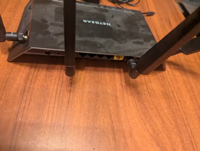 Netgear Nighthawk X4S (R7800) – High-Performance AC2600 Smart Wi63005667479043124