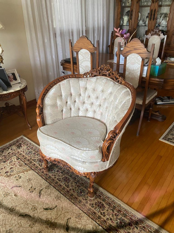 Antique Furniture - Sofa Set dans Sofas et futons  à Région de Mississauga/Peel - Image 3