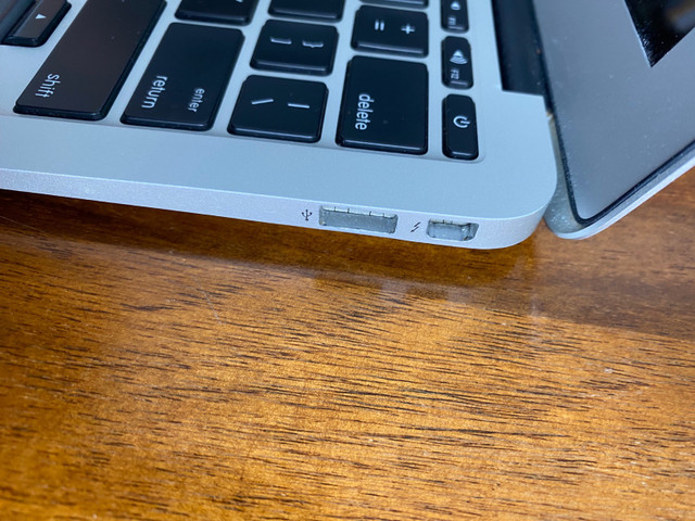 MacBook Air en parfait état. dans Portables  à Sherbrooke - Image 4