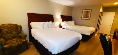 Fully furnished motel room available for monthly rental. Free WiFi and cable TV, Free Parking, In ro...