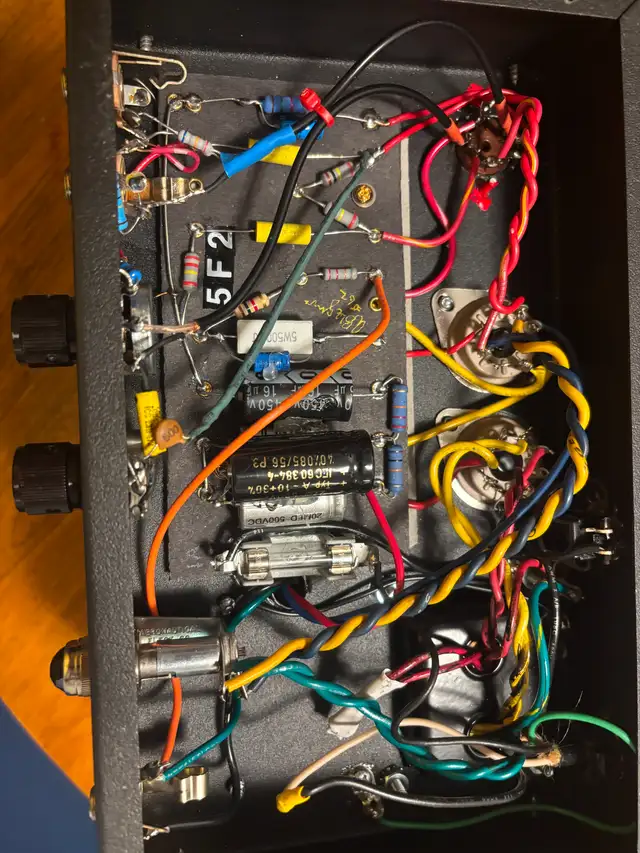 1957 FENDER 5f2a PRINCETON TWEED TUBE HEAD CLONE in Amps & Pedals in Ottawa - Image 4
