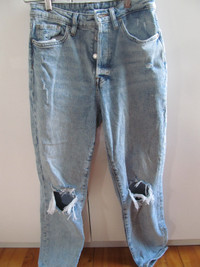 Jeans ado/femme (8$/ch ou 14$ pour les 2) - gr. 6