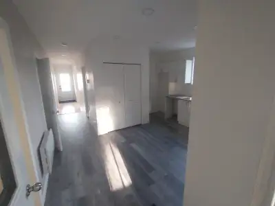 À louer par cession de bail, bel appartement situé au 2ᵉ étage d’un duplex dans un quartier recherch...