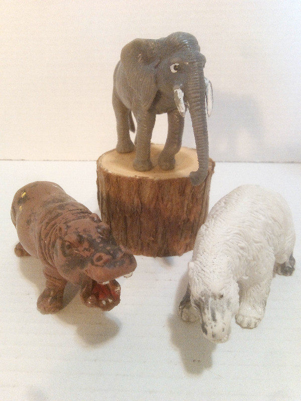 #124 Set of 6 Rubber Safari Animal Figures Toys FD Hong Kong in Toys & Games in Oshawa / Durham Region - Image 3