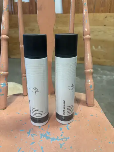 Up for sale are two cans of new BMW Motorrad chain spray, perfect for maintaining your motorcycle's...