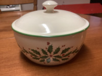 Lenox Covered Casserole 946ml