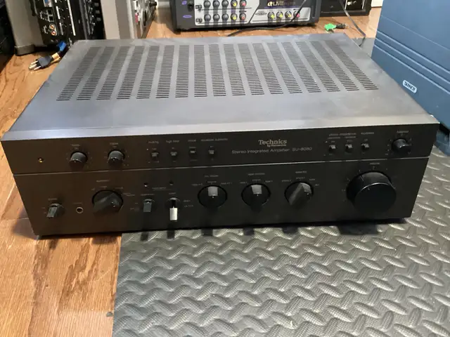 Technics SU-8080 Vintage Stereo Integrated Amplifier Tested  in Other in City of Toronto - Image 3