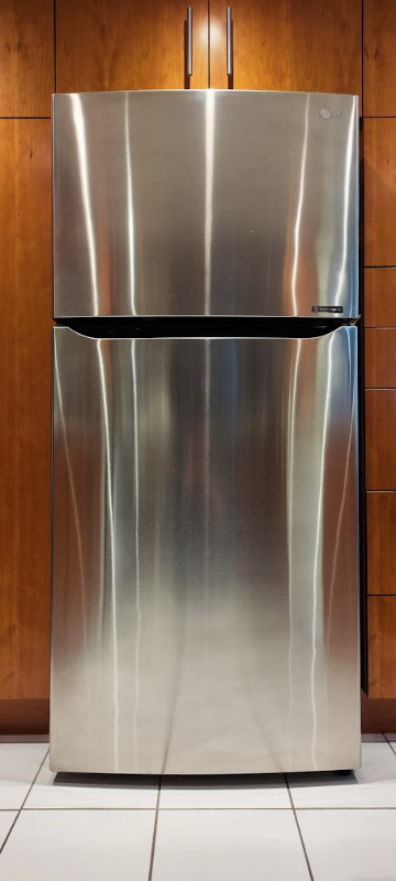 LG 30” Top Mount Refrigerator, 20 cu.ft. dans Réfrigérateurs  à Longueuil/Rive Sud