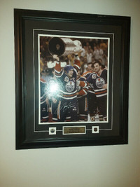 Edmonton Oilers  pictures signed with COA