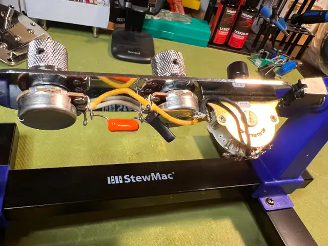 Telecaster 4-way Loaded Control plate in Guitars in Oakville / Halton Region - Image 3